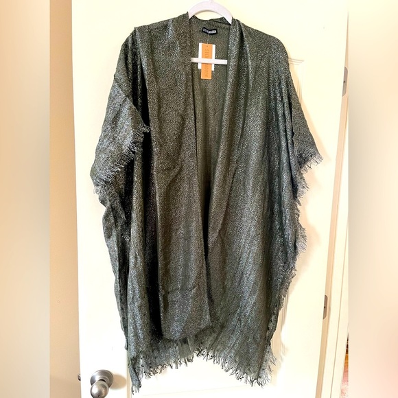 Steve Madden Accessories - New! Steve Madden “ Olive” silver Metallic Fringe Kimono, Wrap,Dressy OSFM